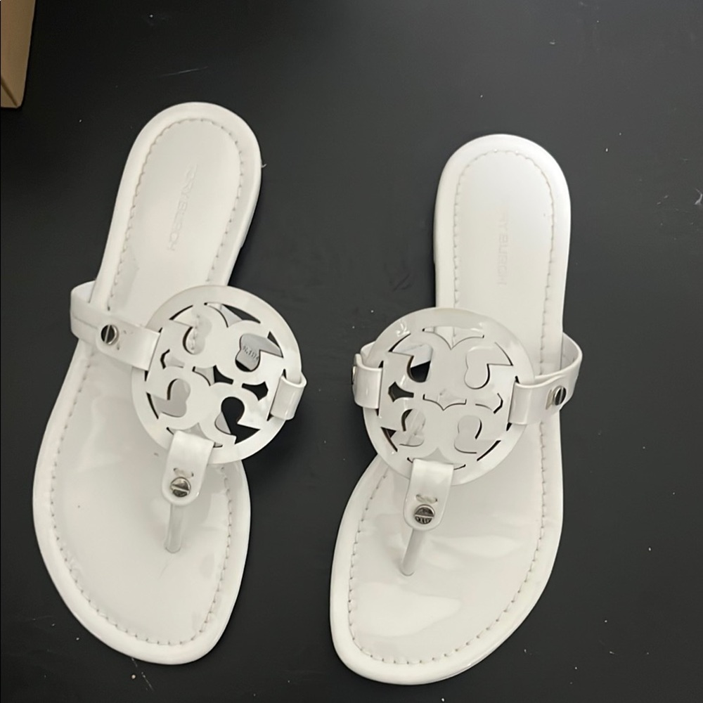 Tory Burch White Sandals with Medallion Design